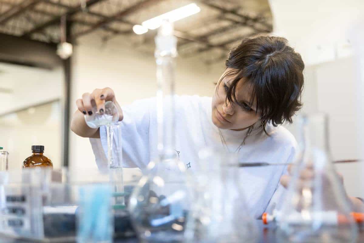 Guidepost Academy Brushy Creek Students austin students laughing and having conversation